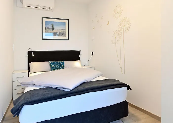 Uhl Kleines & Kleine Oase Apartamento *